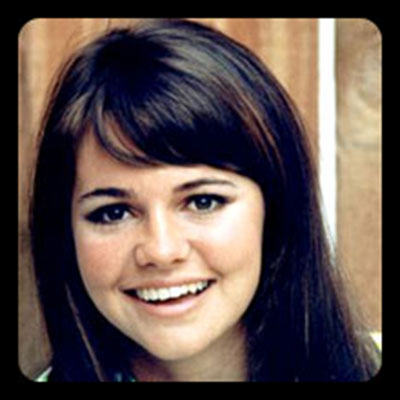  Sally Field 